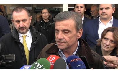 Regionali Calenda Vince la linea Schlein Ma quante cazzate in Campania c Fico uno che non ha mai lavorato in vita sua