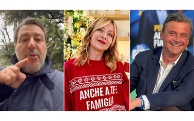 Salvini polemico Schlein con Cluedo Calenda che cita Vanzina e Meloni col maglione rosso gli auguri di Natale dei leader politici