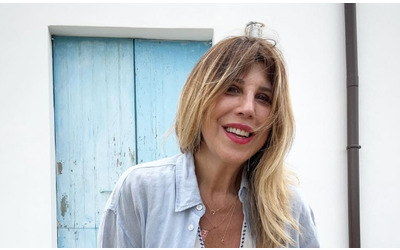 Scopro oggi con sgomento che a dare il mio numero privato a Diabolik stato Pino Insegno c bisogno di dire quanto questo sia inopportuno e pericoloso parla Michela Andreozzi