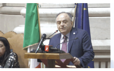 Separazione delle carriere Gratteri all Anm L obiettivo impaurire i pm trasformarli in burocrati Dobbiamo essere compatti e parlare con la gente