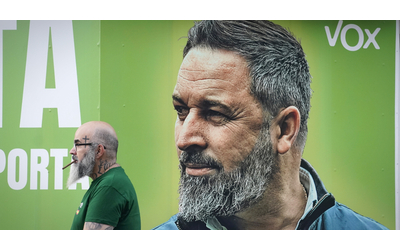 Spagna Vox come Trump Deporteremo milioni di stranieri anche regolari E vola nei sondaggi