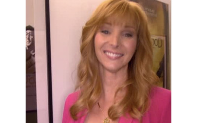 Tornare al lavoro dieci giorni dopo il parto stato folle Avevo appena avuto un figlio ed ero gi in riunione Lisa Kudrow racconta