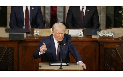 Trump tenta il blitz sull Intelligenza artificiale e propone dieci anni di far west senza regole