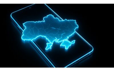 Kyivstar porta Starlink in Europa messaggi via satellite anche senza rete mobile