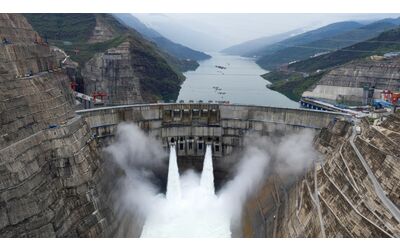 La Cina d il via al pi grande progetto idroelettrico del mondo sul fiume Yarlung Tsangpo