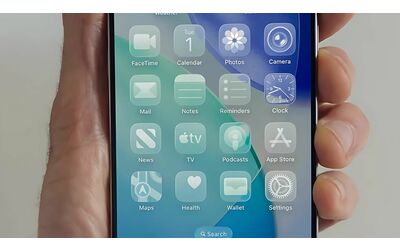 Tutto quello che devi sapere su iOS 26 nuovo design funzioni e data di rilascio