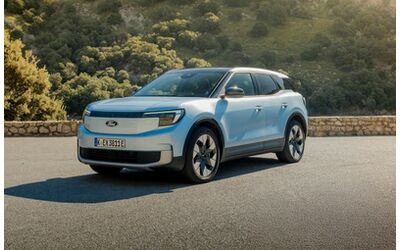 Ford aggiorna Explorer e Capri Standard Range pi potenza e autonomia