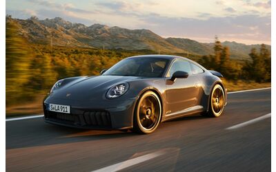 Quali sono le auto sportive pi vendute in Italia nel 2025 La Porsche 911 batte tutti