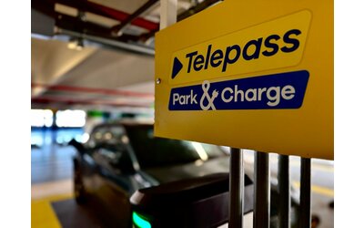 Telepass Park & Charge: parcheggio e ricarica smart all’aeroporto di Fiumicino