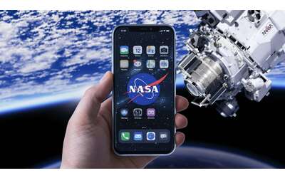 Dalla Luna a Instagram perch la NASA porter gli smartphone in orbita