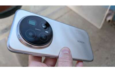 Honor Magic 8 Pro stupisce display eccezionale e foto al top Recensione