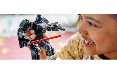 Il LEGO Star Wars Mech di Darth Vader è in SCONTO a soli 12,79 euro su Amazon