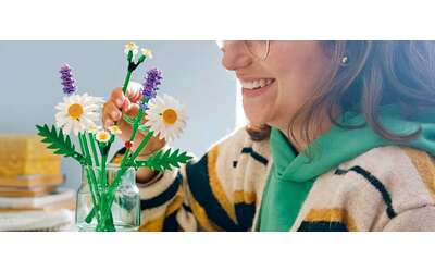 LEGO Margherite in offerta a 12 49 il bouquet eterno per San Valentino