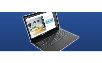 Passa a Windows 11 con questo portatile Lenovo in offerta a meno di 320