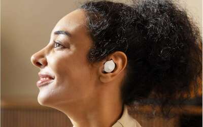 Quasi il 50 DI SCONTO su Amazon per le cuffie TWS Samsung Galaxy Buds FE