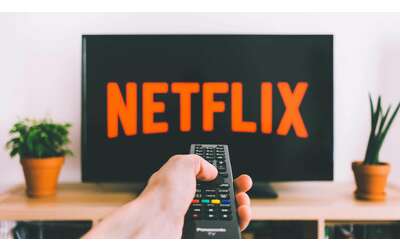Sky con Netflix incluso a meno di 15 mese un occasione impedibile