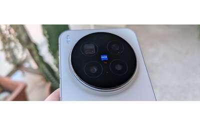 Vivo X300 Pro il re della fotografia mobile senza se e senza ma Recensione
