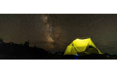 Volantino Happy Casa tante offerte per il campeggio c la tenda a soli 15 euro