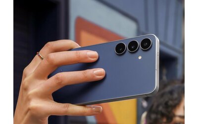 Samsung Galaxy S25 FE subito in super offerta gi un best buy 265
